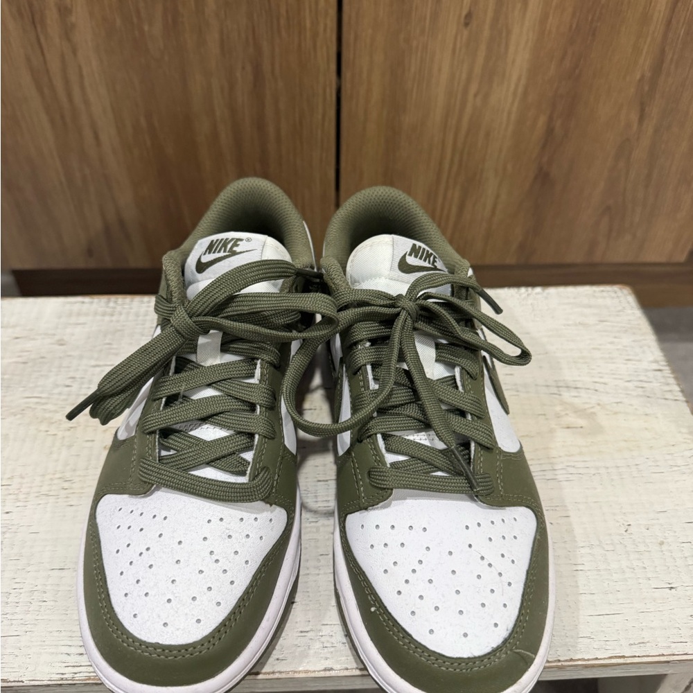Nike Dunk Low Olive and White - Picture 2 of 4
